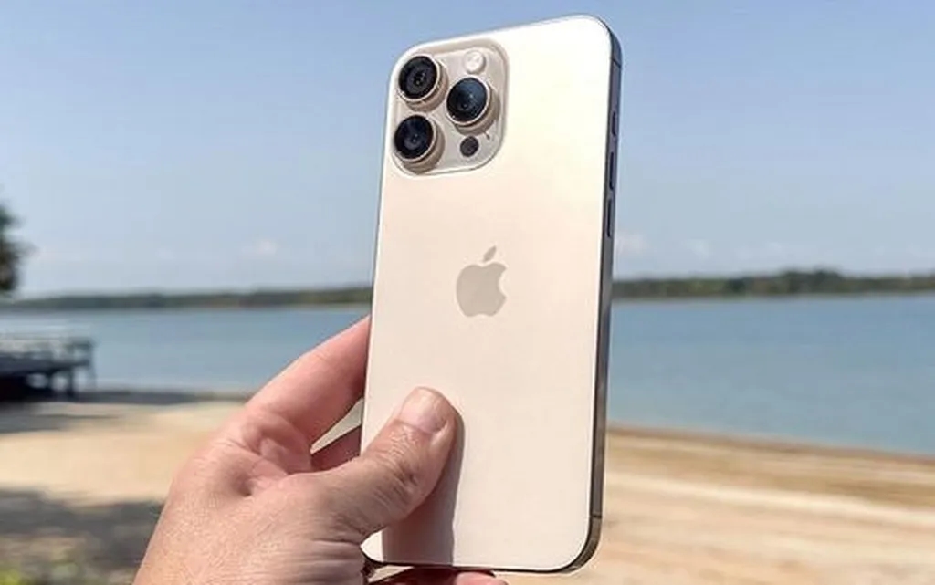 اپل در سهماهه آخر سال 2024 پرفروشترین برند بوده است