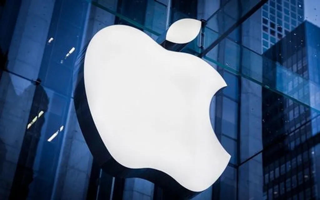 اپل احتمالاً به پرفروشترین برند بازار موبایل در سال ۲۰۲۵ بدل خواهد شد