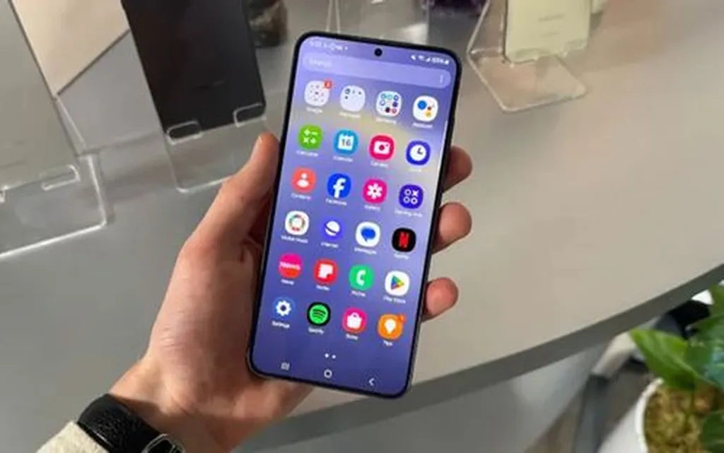 از سری گلکسی اس 25 سامسونگ چه پیشرفتهایی انتظار داریم؟