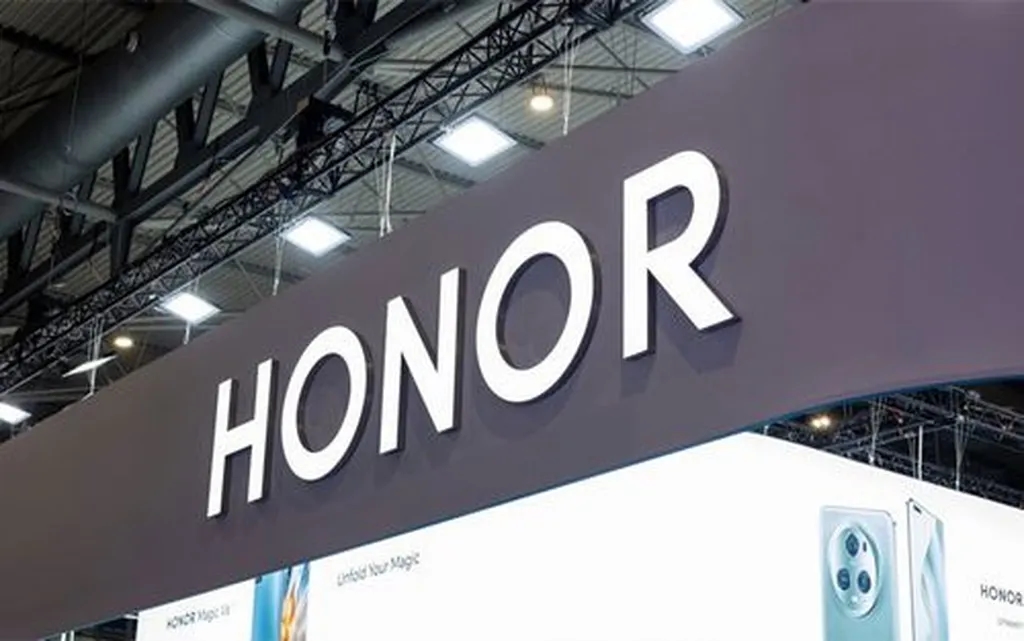 انقلاب در میانردهها؛ گوشی آنر با باتری 8000 میلیآمپر در راه است