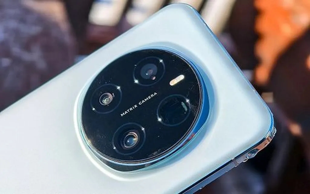 آنر مجیک 8 اولترا با سنسور پریسکوپی بهبودیافته عرضه میشود