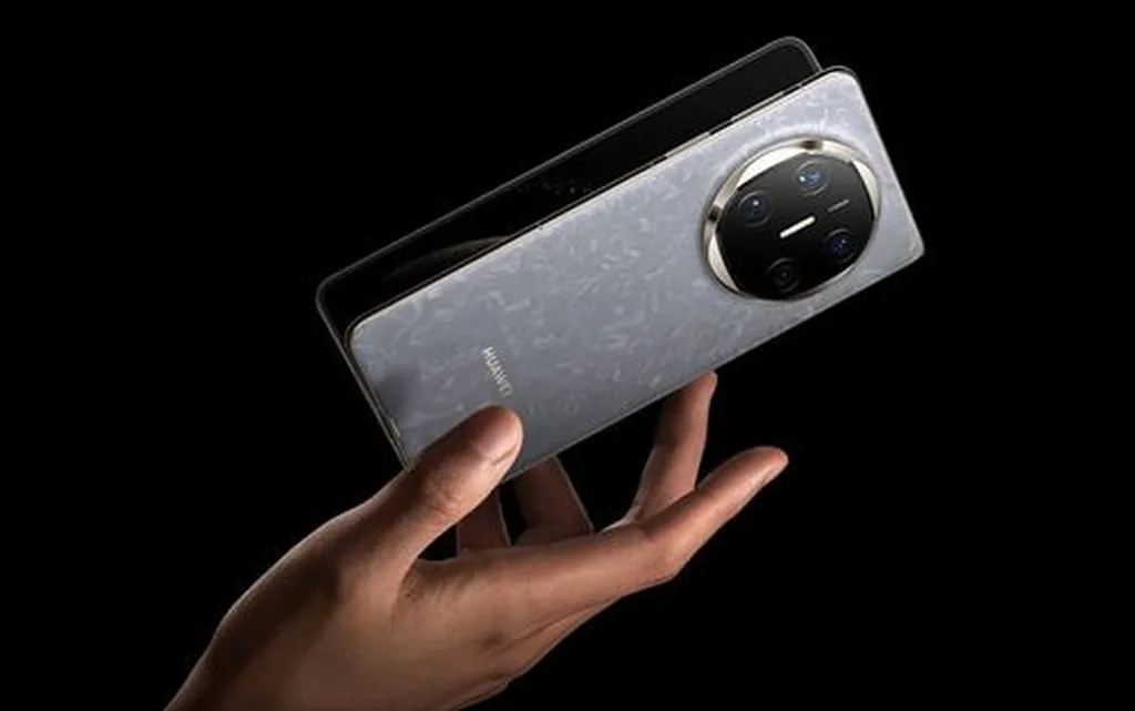 پرچمدار تاشو هواوی برای بازارهای جهانی معرفی شد