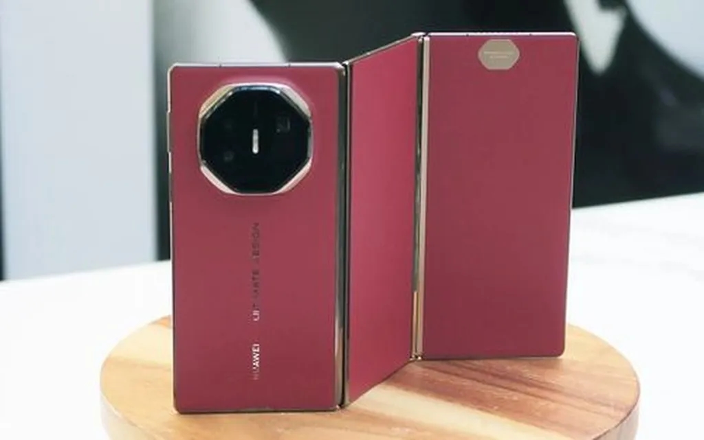 تاریخ رونمایی از نسل جدید تاشدنی سهتکه هواوی تایید شد