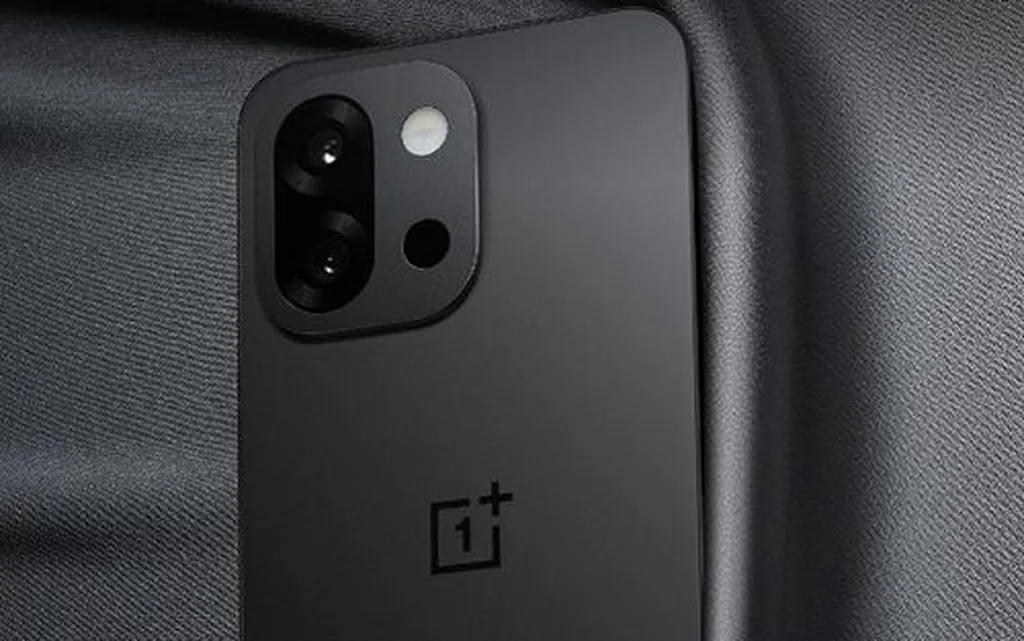 وان پلاس 13s معرفی شد؛ محصولی کامپکت با سختافزاری قدرتمند