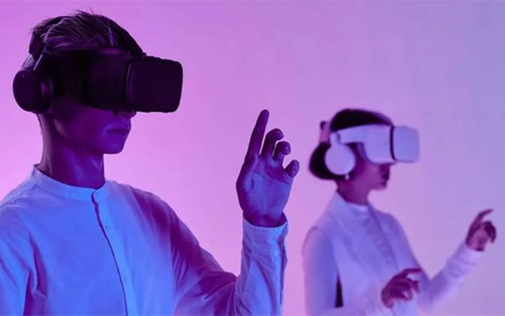 جنگ واقعیتها؛ VR، AR، MR و XR چه تفاوتی با هم دارند؟