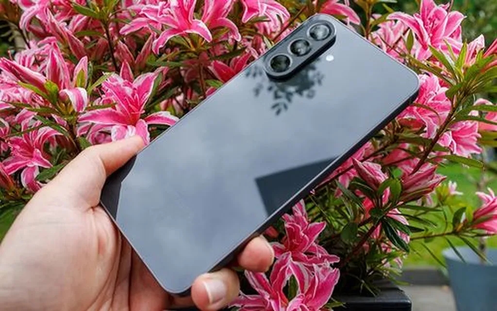 زمان رونمایی از گلکسی A37 و گلکسی A57 فاش شد؛ سامسونگ دست پر میآید!