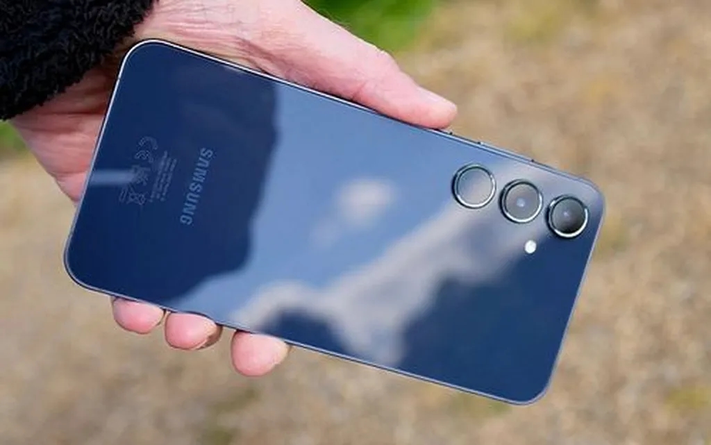 گلکسی A56 با سیستم دوربین مشابه نسل قبلی همراه میشود
