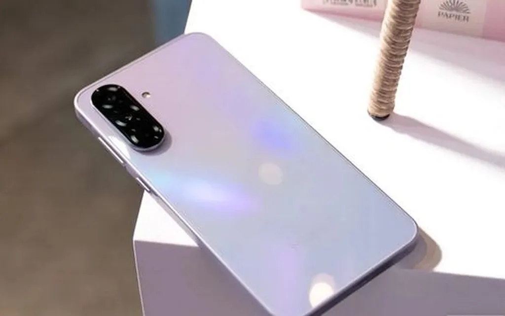 گلکسی A56 با طراحی جدید و پشتیبانی نرمافزاری 6 ساله معرفی شد