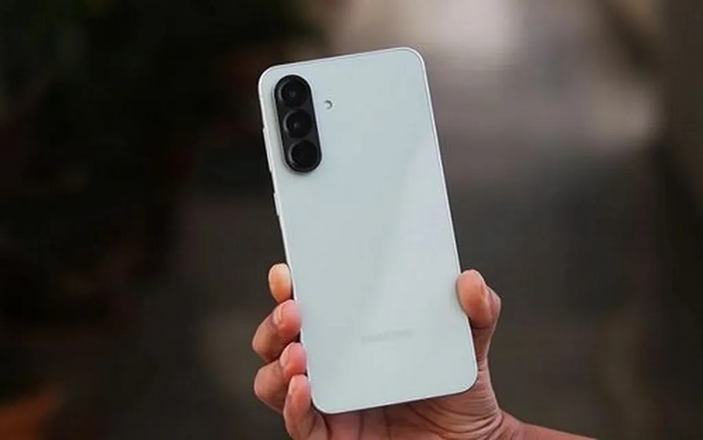 مقایسه گلکسی A55 و گلکسی A56: رویارویی دو میانرده ارزشمند