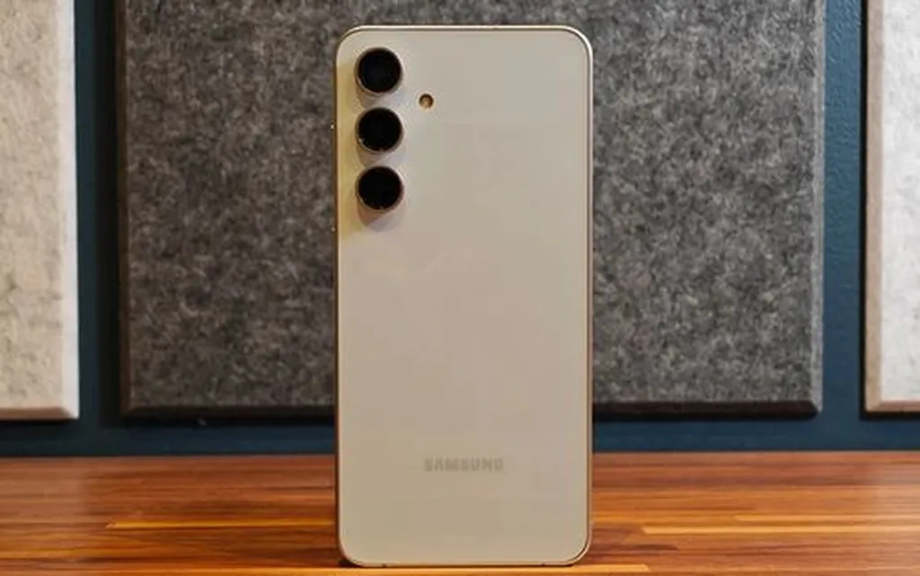 گلکسی S25 FE از سیستم دوربین مشابه نسل قبلی بهره خواهد برد