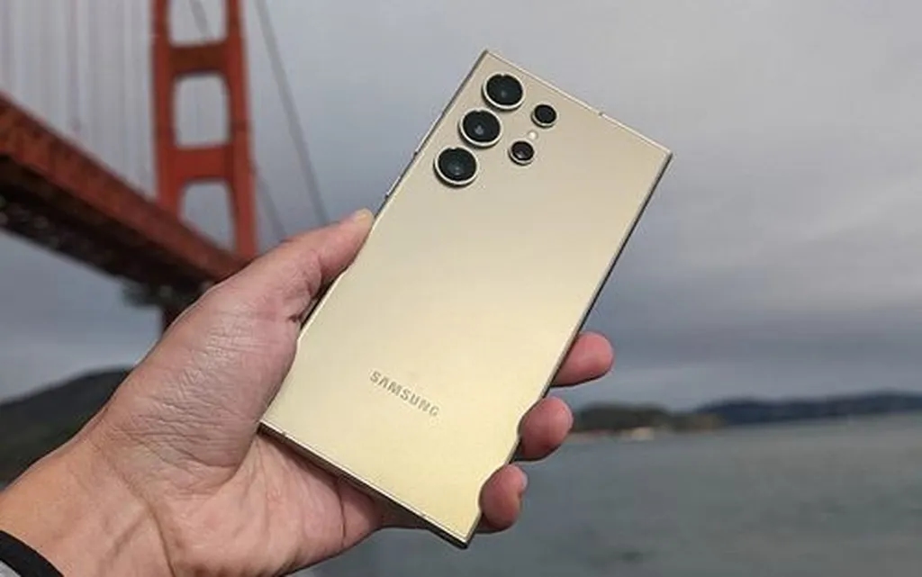 آپدیت One UI 8 برای سری S24 و تاشدنیهای سامسونگ منتشر شد