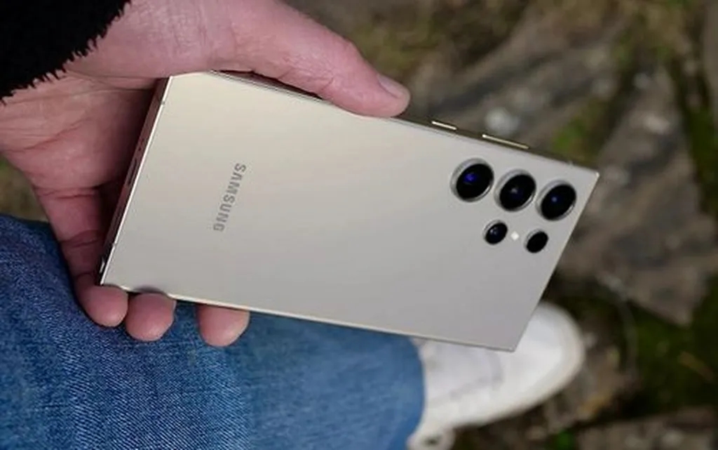 تصاویر قابهای سری گلکسی S25 طراحی آن را نشان میدهند