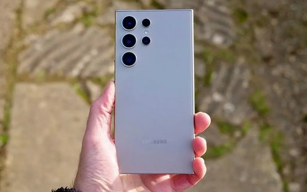 گلکسی S25 اولترا با بدنه سبکتر و شارژ بیسیم سریعتر عرضه میشود