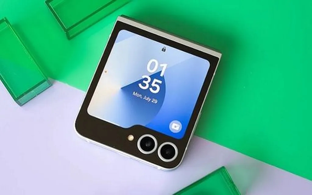 گلکسی زد فلیپ 7 با کانفیگهای مشابه نسل قبلی همراه خواهد شد