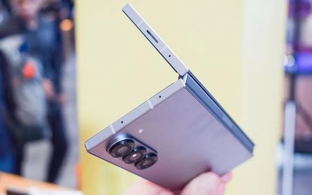 گلکسی زد فولد 7 با تراشه پرچمدار کوالکام روانه بازار میشود