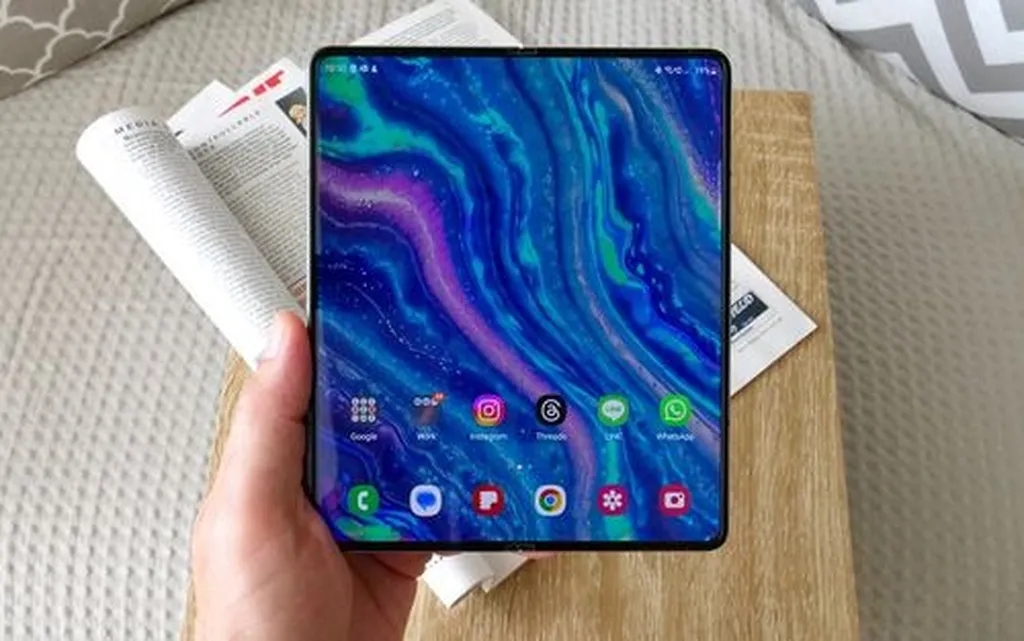 گلکسی زد فولد 7 احتمالاً از نمایشگر داخلی 8 اینچی بهره خواهد برد
