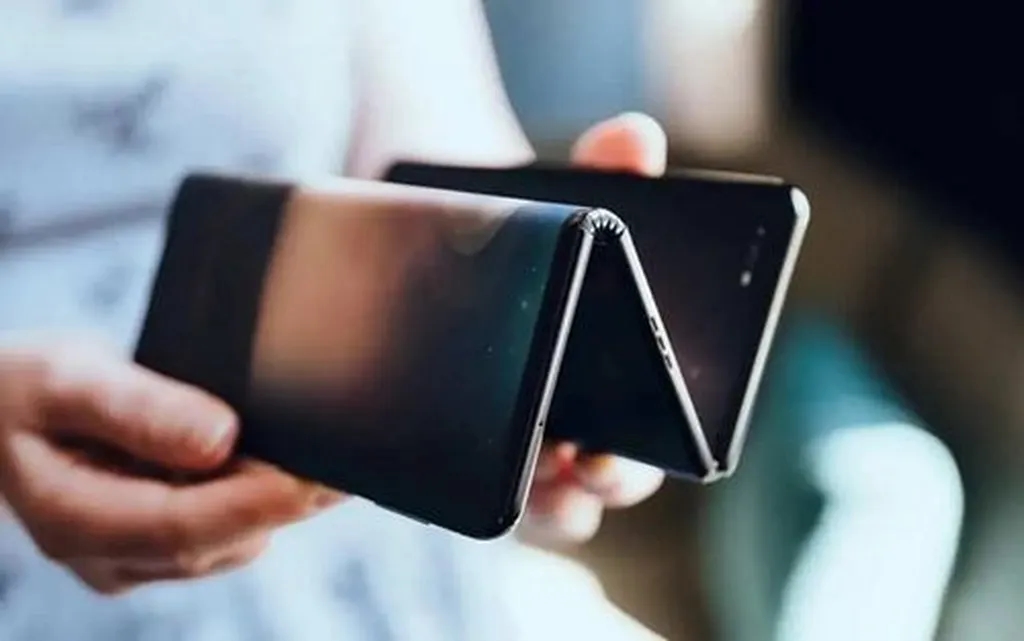 زمان تقریبی رونمایی از تاشدنی سهتکه سامسونگ فاش شد