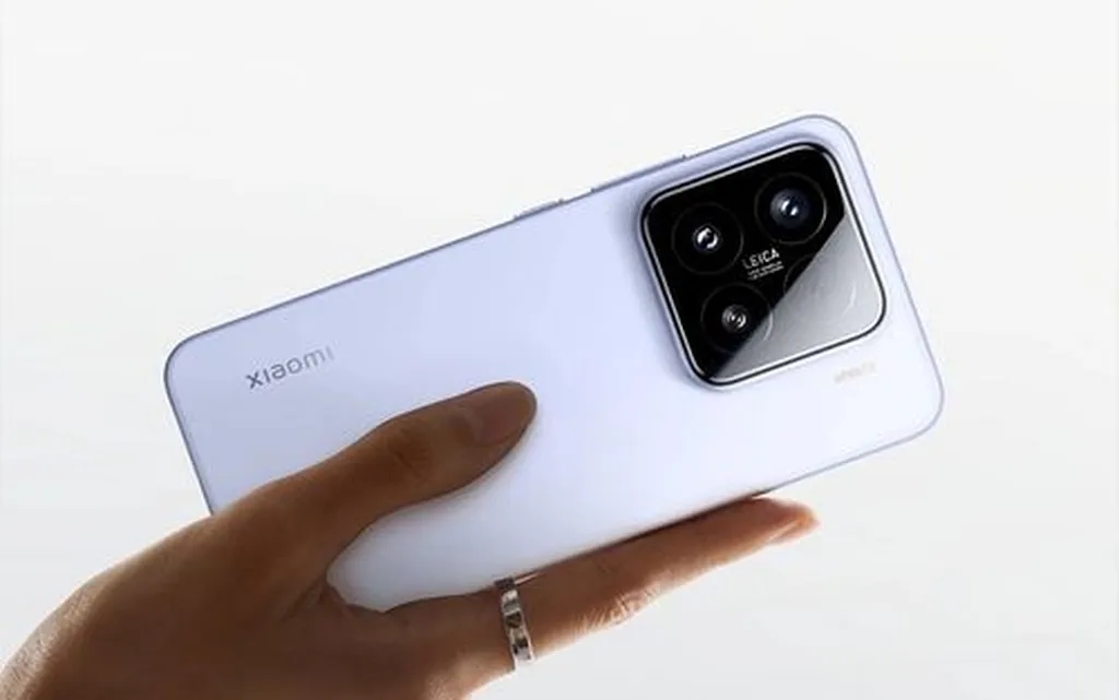 شیائومی ۱۵ پرو از باتری حجیم و لنز پریسکوپی بهره میبرد
