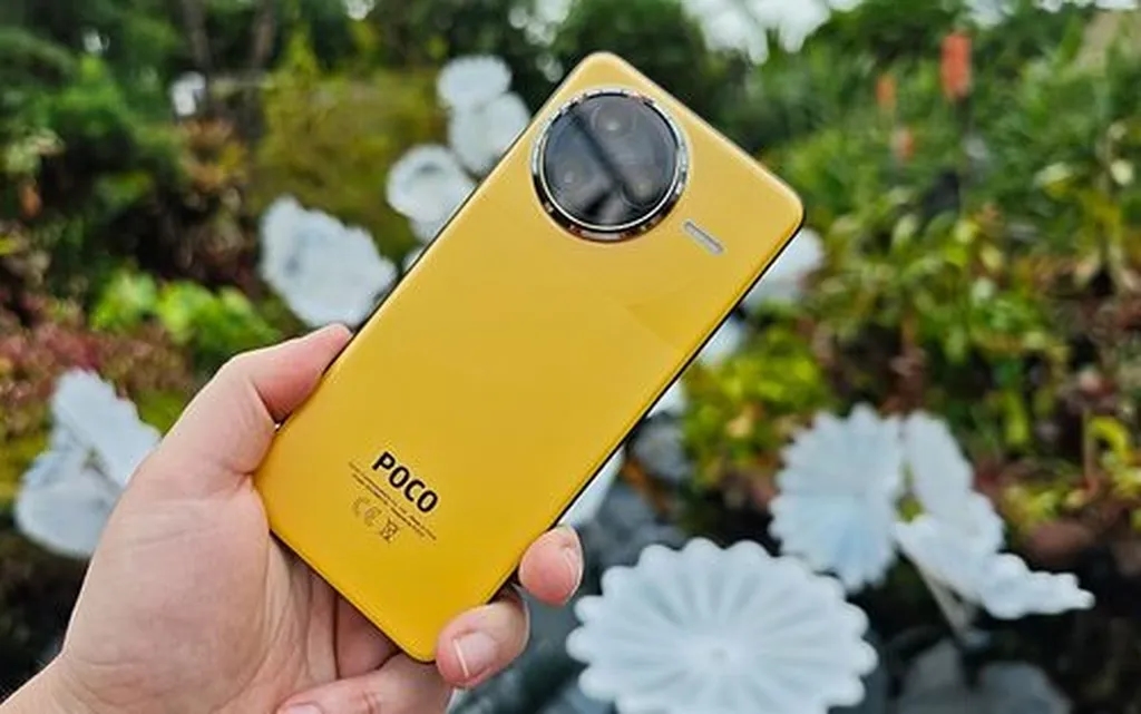 پوکو F8 اولترا با سیستم دوربین پرچمدار همراه میشود