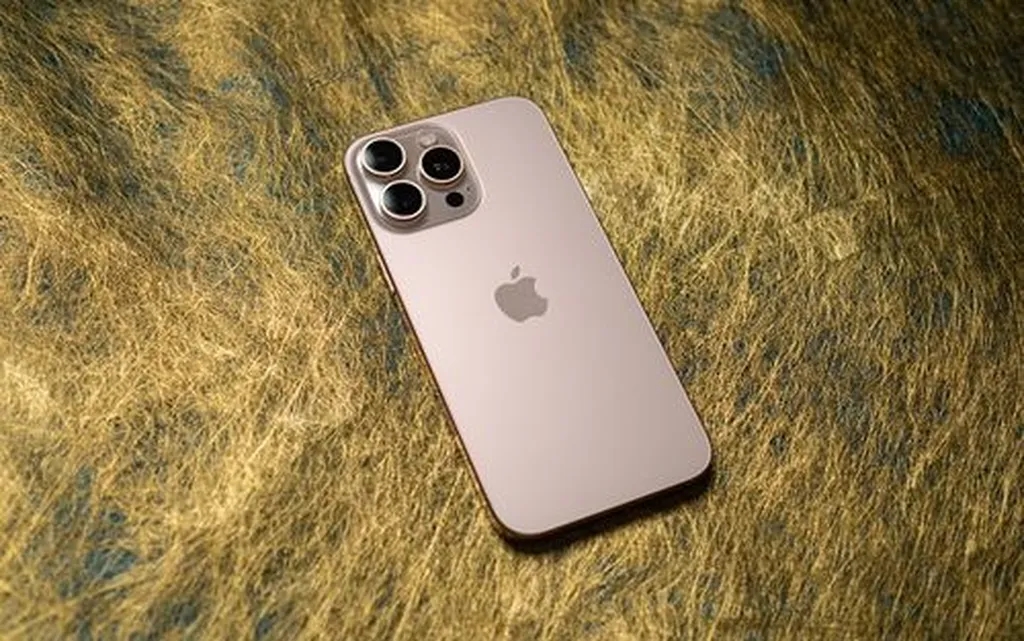 سری آیفون 17 چه زمانی معرفی میشود؟ کارشناسی برجسته پاسخ میدهد!