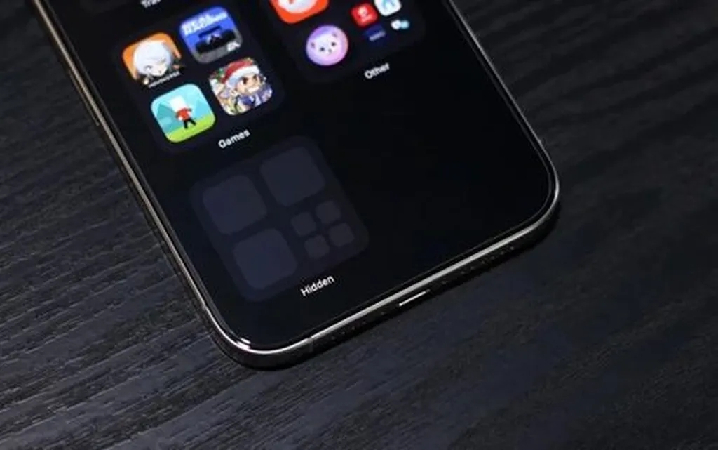 چگونه اپلیکیشنهای مخفی شده را در آیفون پیدا و باز کنیم؟