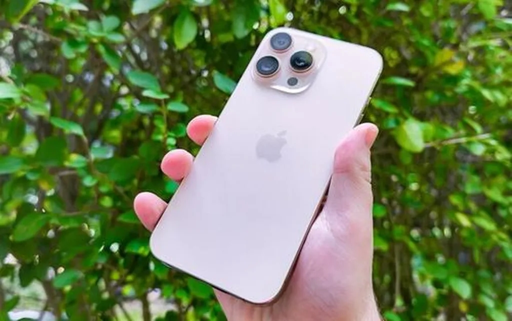 بهترین گوشیهای ضد آب بازار در سال ۲۰۲۵ کداماند؟