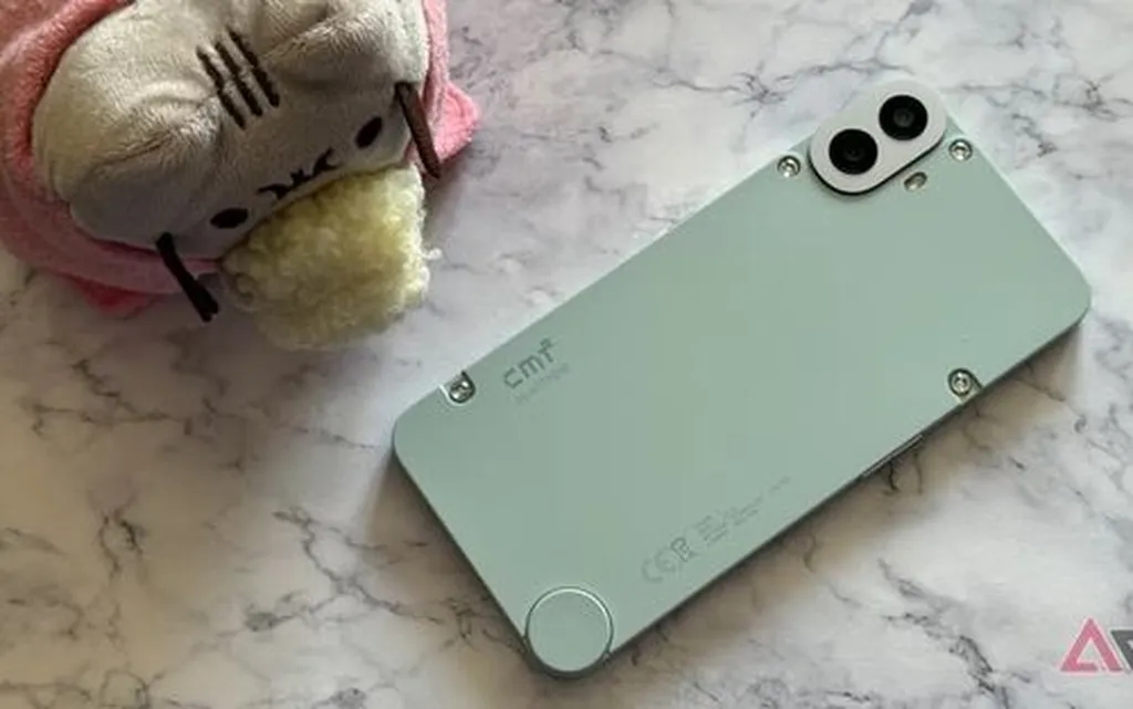 ناتینگ بهزودی از گوشی CMF جدید خود رونمایی میکند