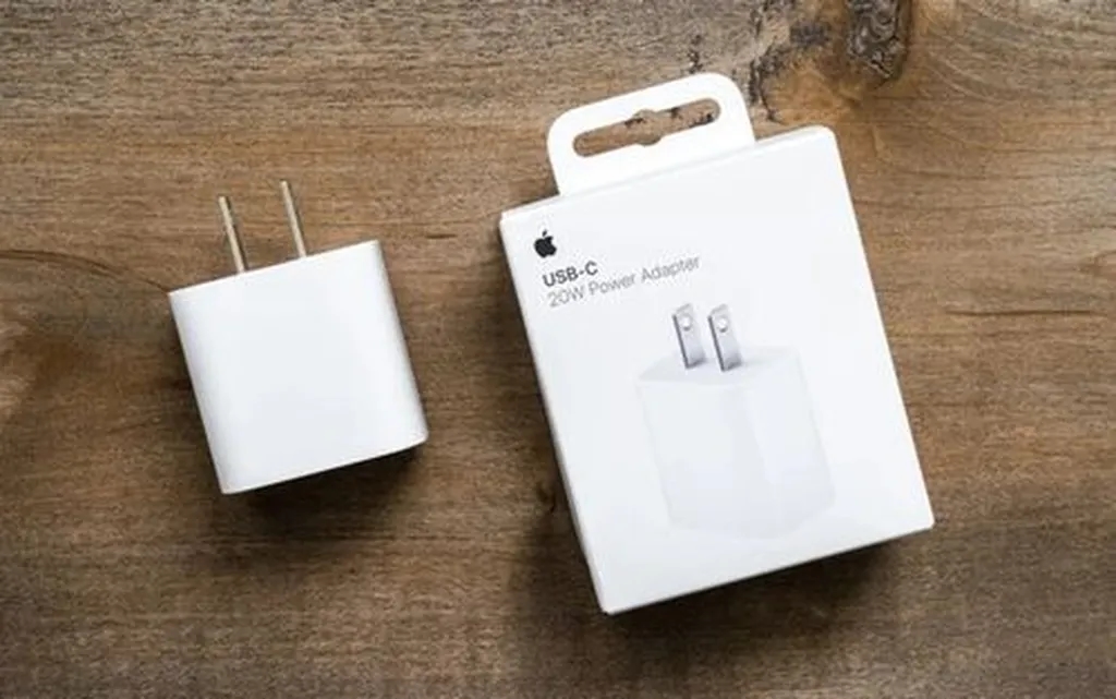 چگونه بفهمیم که چه شارژری با آیفون ما سازگار است؟