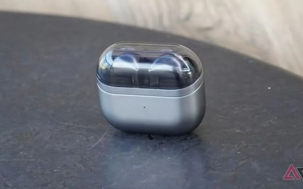 One UI 7 جان تازهای به گلکسی بادز 3 میدهد