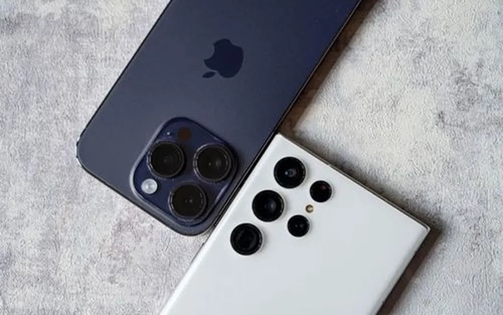 چرا اپل و سامسونگ باید باتریهای غولپیکر بسازند؟