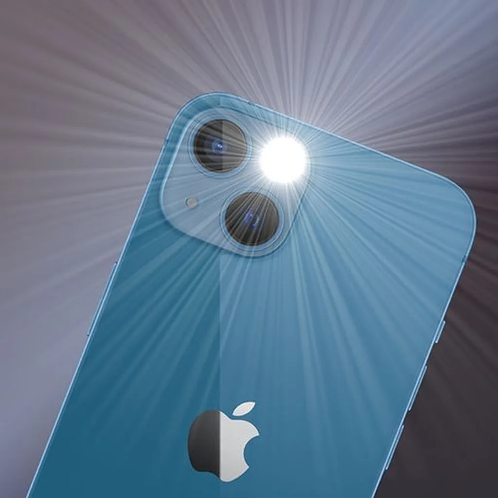 چگونه فلش آیفون را هنگام دریافت تماس و اعلانها فعال کنیم؟