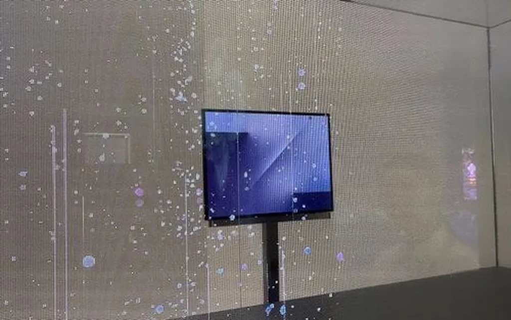 نخستین تصاویر از  تاشدنی سهتکه سامسونگ فاش شد