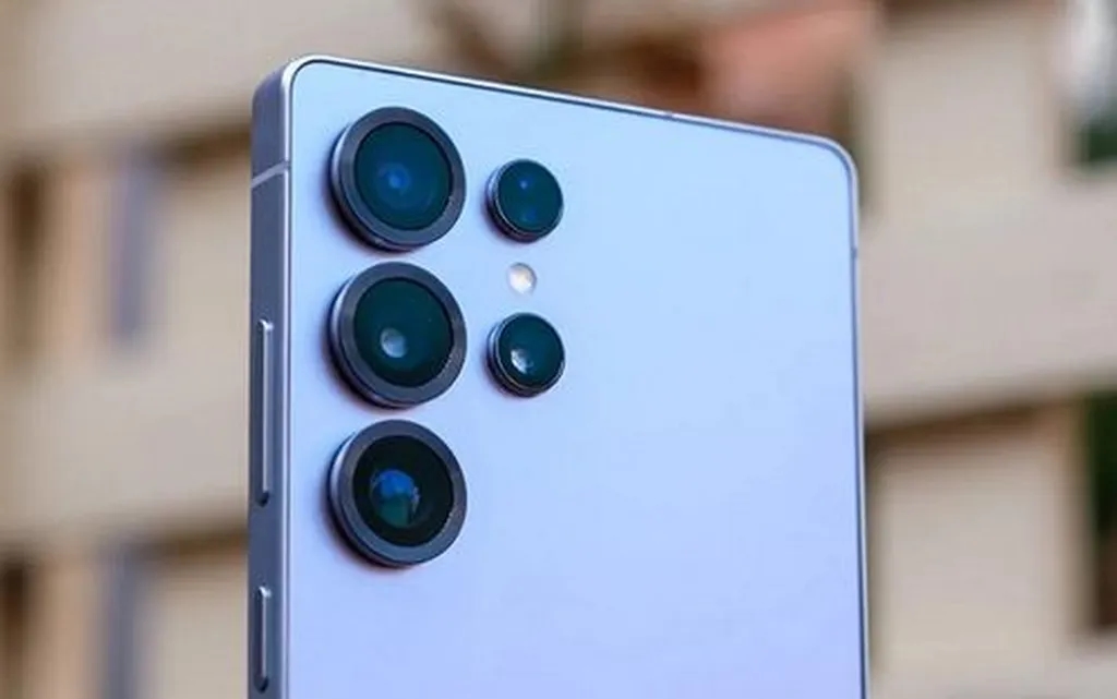 دوربین گلکسی S26 اولترا سرانجام میتواند مشکل لنز فلر را برای همیشه حل کند