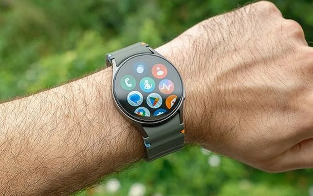 گلکسی واچ 8 با باتری حجیمتری روانه بازار خواهد شد