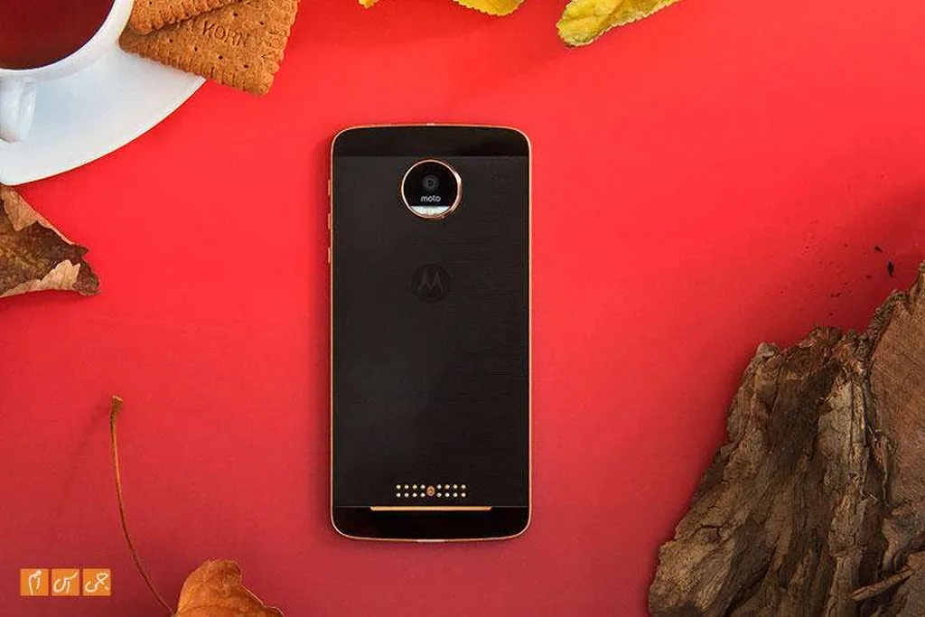 جک هدفون از نسل بعدی گوشی Moto Z Force حذف نمیشود