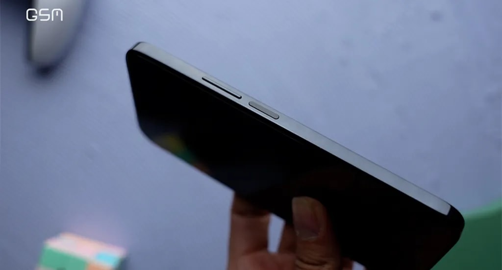 لبههای گوشی انر ۲۰۰ لایت