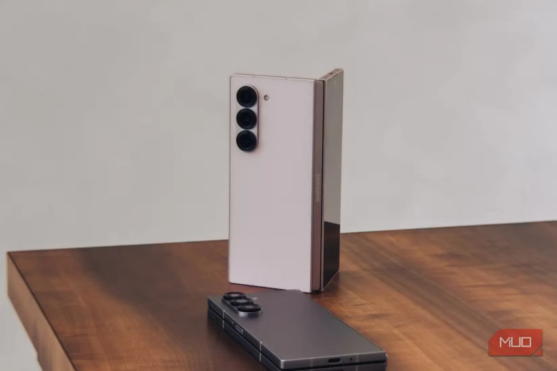 گلکسی زد فولد