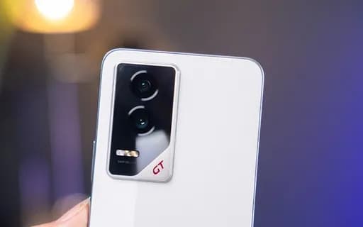 نمایشگر ۱۶۵ هرتزی در آنر GT 2 و GT 2 Pro؛ تجربهای روانتر از همیشه!