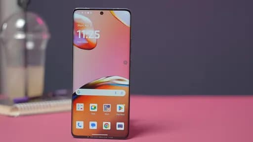 موتورولا اج 50 پرو ظرفیت 128GB رم 8GB-3