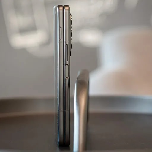 سامسونگ گلکسی زد فولد ۳ فایو جی ظرفیت 256GB رم 12GB-5