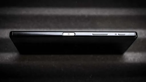 سونی زد5 پریمیوم دوسیم کارت-1