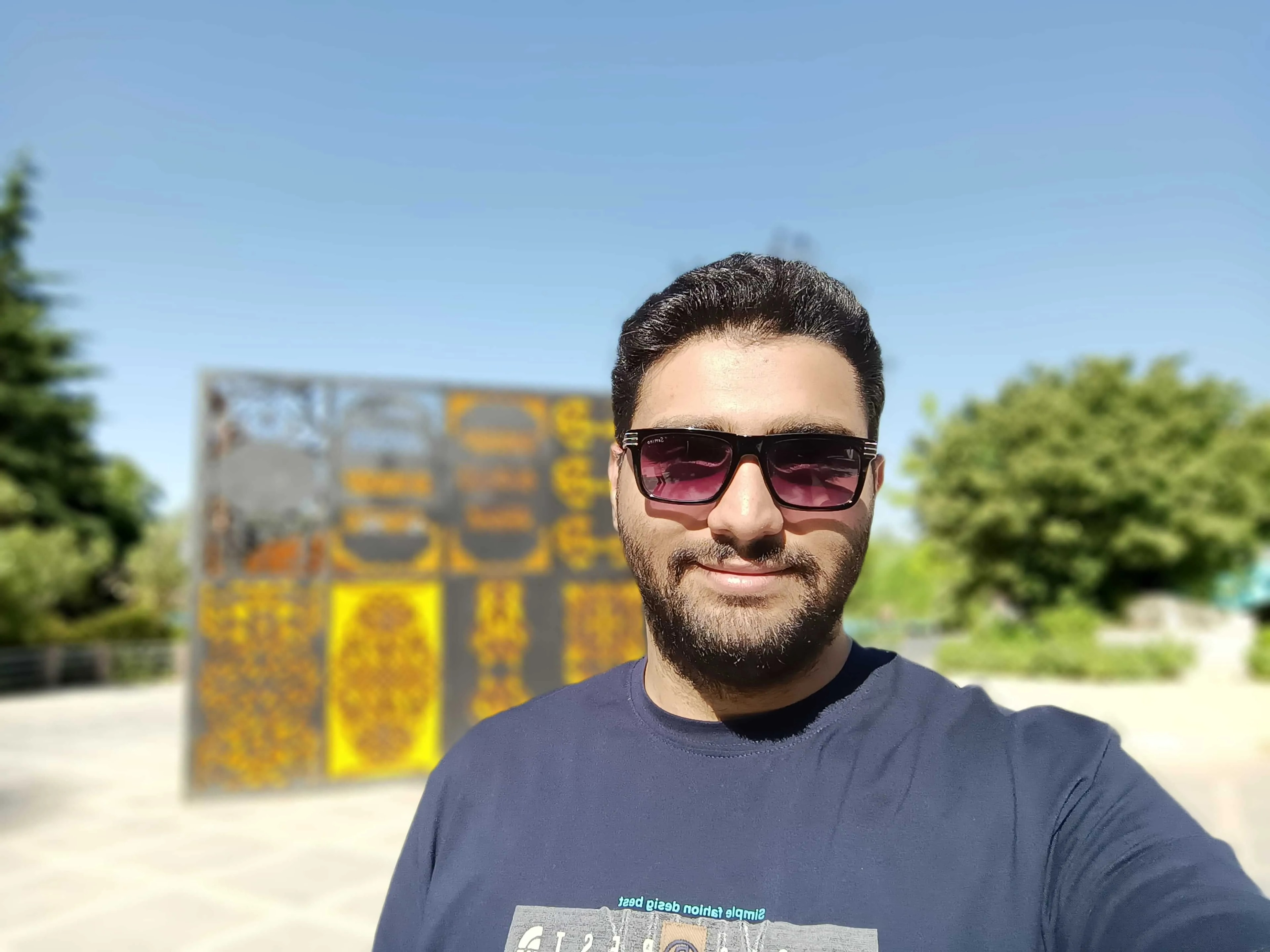 دوربین سلفی گوشی داریا باند ۲ لایت